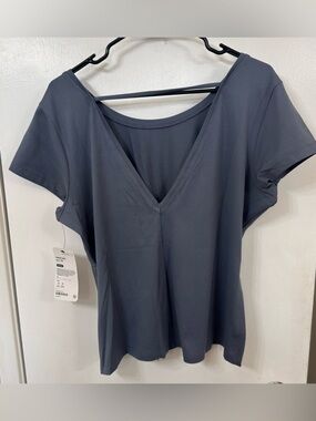 Phoenix Women's Charcoal Gray sexy back slit on side breathable top